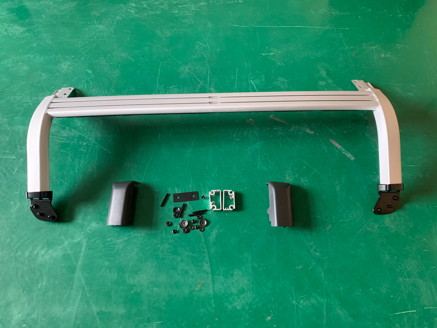 VOLVO FH4 FH5 Roof Bar 82862412 82862386 82862153